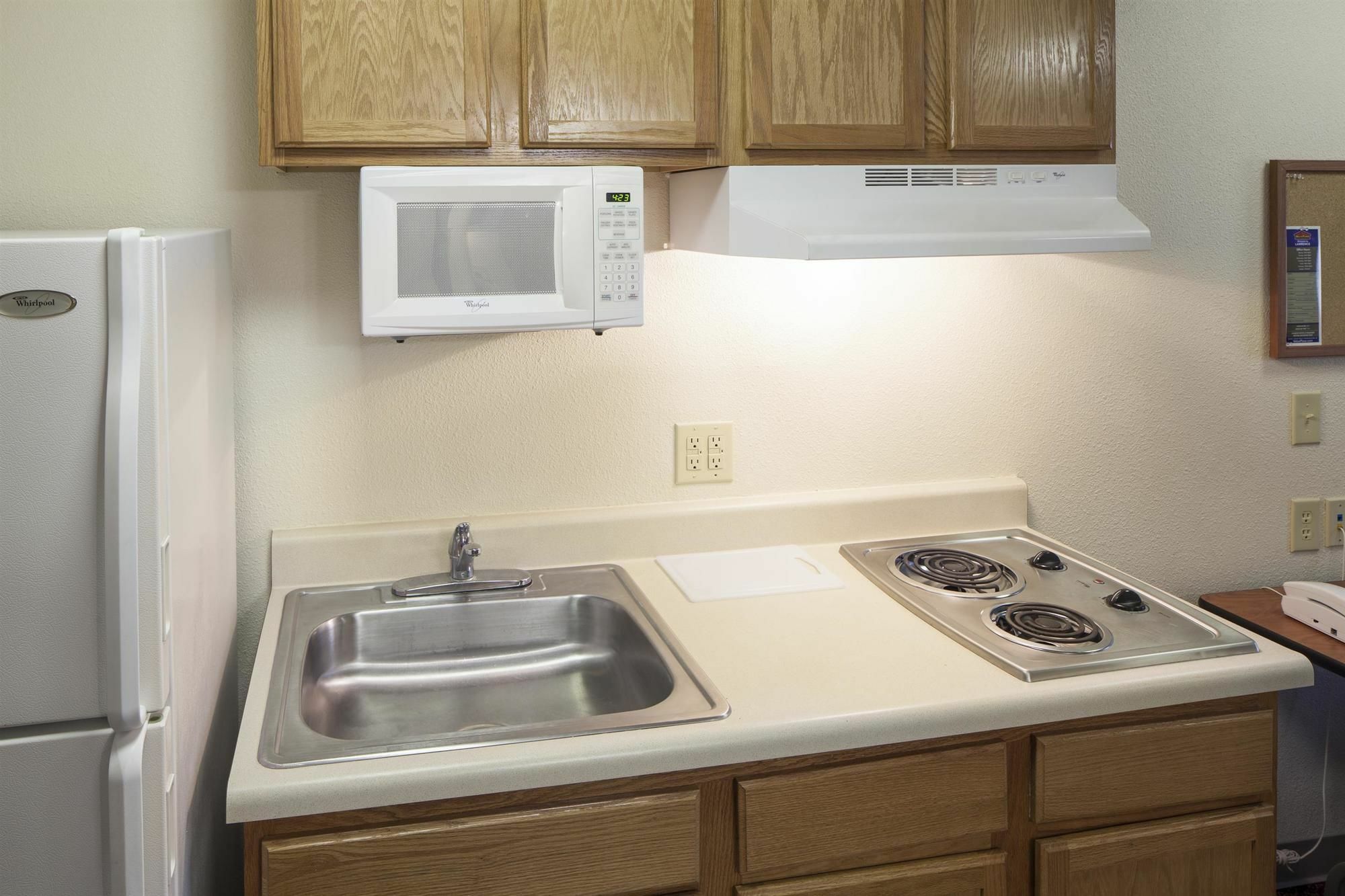 Extended Stay America Select Suites - Indianapolis - Lawrence Exterior photo